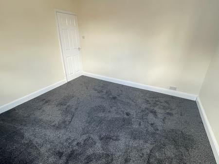 1 bedroom Flat to let in Cross Street, Lincoln, LN5