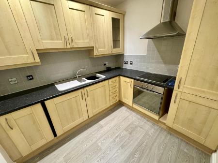 2 bedroom Apartment to let in Birmingham New Road, Coseley, Wolverhampton, WV14