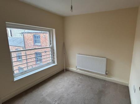 1 bedroom Flat to let in Queen Square, Wolverhampton, WV1