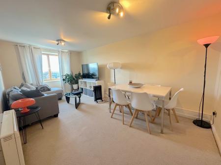 2 bedroom Flat for sale in 50 Gomer Street, Willenhall, Wolverhampton, WV13