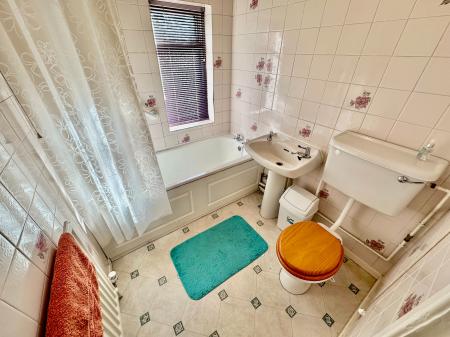 3 bedroom Semi-detached house for sale in Aston Road, Willenhall, Wolverhampton, WV13