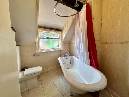 4 bedroom Detached house for sale in Birches Barn Road, Wolverhampton, WV3