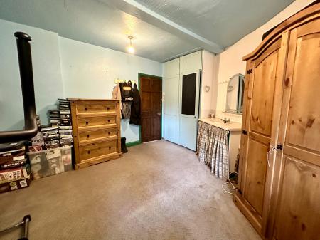 4 bedroom Detached house for sale in Birches Barn Road, Wolverhampton, WV3