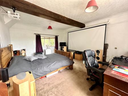 4 bedroom Detached house for sale in Birches Barn Road, Wolverhampton, WV3