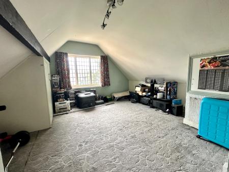 4 bedroom Detached house for sale in Birches Barn Road, Wolverhampton, WV3