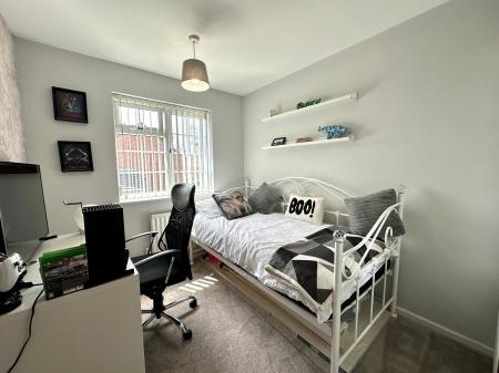 5 bedroom Detached house for sale in Bluebell Crescent, Wednesfield, Wolverhampton, WV11