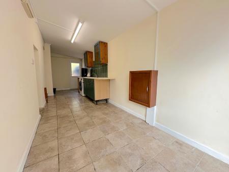3 bedroom Semi-detached house for sale in Cadman Crescent, Fallings Park, Wolverhampton, WV10