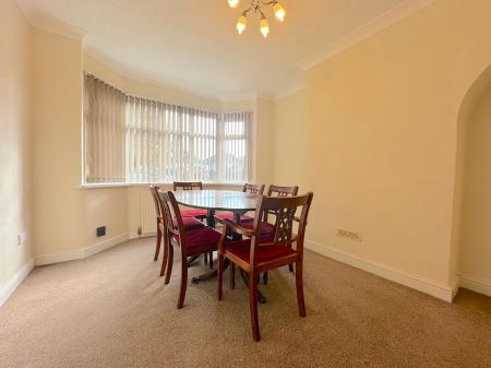 3 bedroom Semi-detached house for sale in Cadman Crescent, Fallings Park, Wolverhampton, WV10
