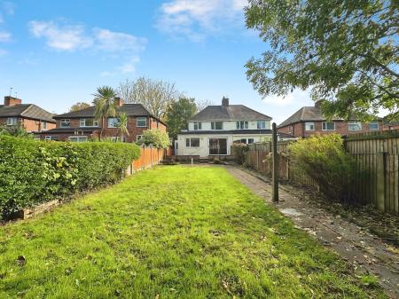 3 bedroom Semi-detached house for sale in Cadman Crescent, Fallings Park, Wolverhampton, WV10