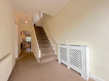 3 bedroom Semi-detached house for sale in Cadman Crescent, Fallings Park, Wolverhampton, WV10