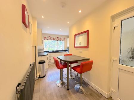 3 bedroom Semi-detached house for sale in Cadman Crescent, Fallings Park, Wolverhampton, WV10