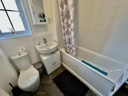 2 bedroom Semi-detached house for sale in Cairnhill Drive, Bilston, Wolverhampton, WV14