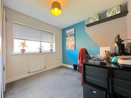 3 bedroom Semi-detached house for sale in Comet Drive, Bushbury, Wolverhampton, WV10