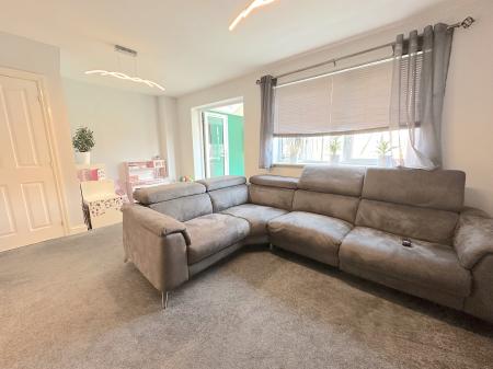 3 bedroom Semi-detached house for sale in Comet Drive, Bushbury, Wolverhampton, WV10