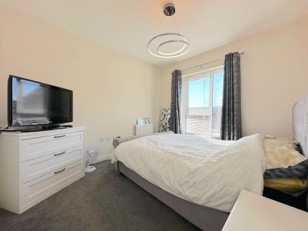 3 bedroom Semi-detached house for sale in Comet Drive, Bushbury, Wolverhampton, WV10