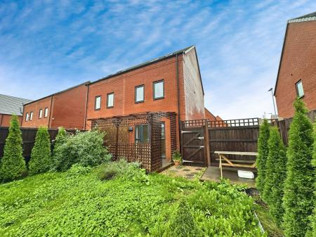 3 bedroom Semi-detached house for sale in Comet Drive, Oxley, Wolverhampton, WV10