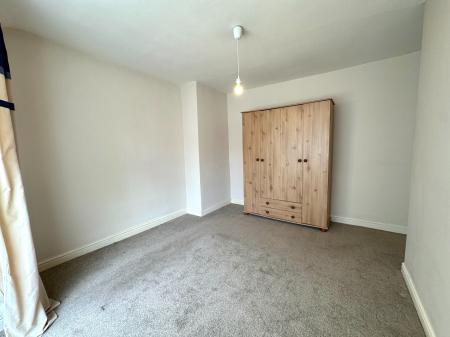 3 bedroom Semi-detached house for sale in Deyncourt Road, Wednesfield, Wolverhampton, WV10