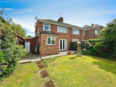 3 bedroom Semi-detached house for sale in Deyncourt Road, Wednesfield, Wolverhampton, WV10