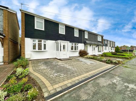 3 bedroom Semi-detached house for sale in Ecclestone Road, Wednesfield, Wolverhampton, WV11
