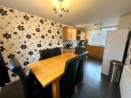 3 bedroom Semi-detached house for sale in Ecclestone Road, Wednesfield, Wolverhampton, WV11