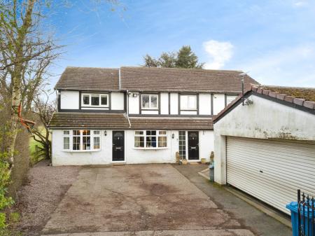 7 bedroom Detached house for sale in The Croft, Engine Meadow