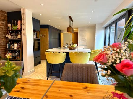 7 bedroom Detached house for sale in The Croft, Engine Meadow