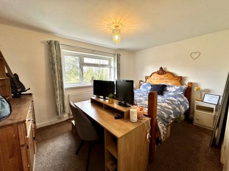 7 bedroom Detached house for sale in The Croft, Engine Meadow