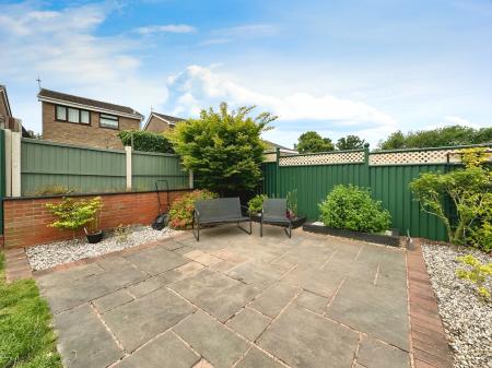 4 bedroom Detached house for sale in Halecroft Avenue, Wednesfield, Wolverhampton, WV11