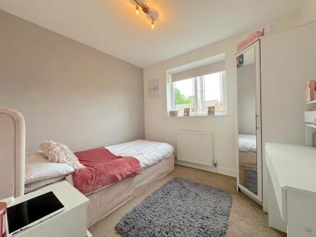 4 bedroom Detached house for sale in Halecroft Avenue, Wednesfield, Wolverhampton, WV11