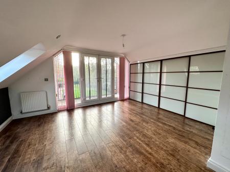 4 bedroom Detached house for sale in High Hill, Essington, Wolverhampton, WV11