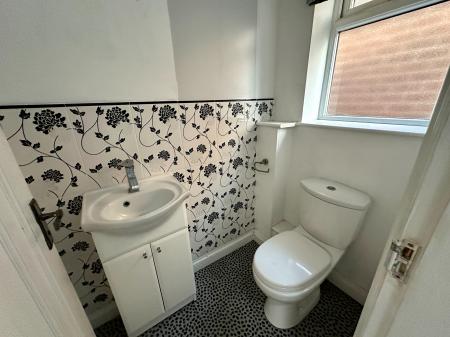 4 bedroom Detached house for sale in High Hill, Essington, Wolverhampton, WV11
