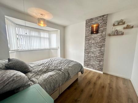3 bedroom Semi-detached house for sale in Hyde Road, Wednesfield, WV11