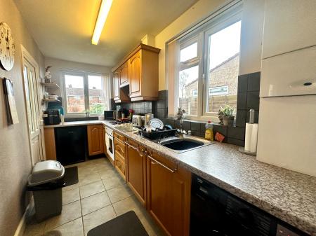 3 bedroom Semi-detached house for sale in Hyde Road, Wednesfield, WV11