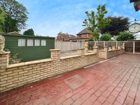 2 bedroom Bungalow for sale in James Street, Willenhall, Wolverhampton, WV13