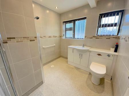 2 bedroom Bungalow for sale in James Street, Willenhall, Wolverhampton, WV13