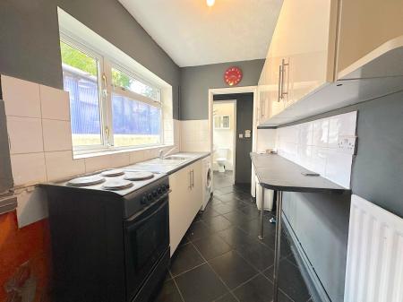 2 bedroom Terraced House for sale in Leslie Road, Park Village, Wolverhampton, WV10
