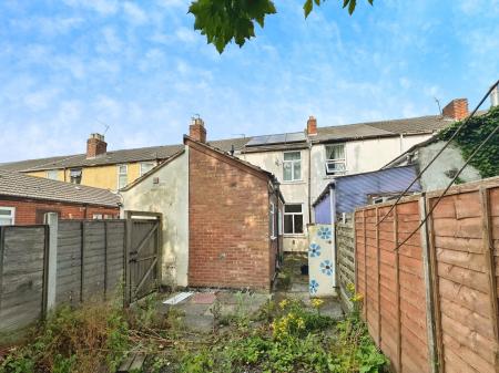 2 bedroom Terraced House for sale in Leslie Road, Park Village, Wolverhampton, WV10