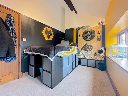 3 bedroom Barn Conversion for sale in Manor Farm Barns, Essington, Wolverhampton, WV11