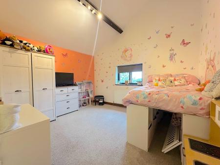 3 bedroom Barn Conversion for sale in Manor Farm Barns, Essington, Wolverhampton, WV11