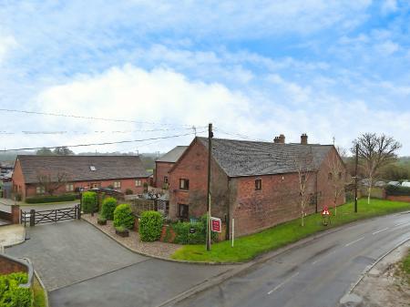 3 bedroom Barn Conversion for sale in Manor Farm Barns, Essington, Wolverhampton, WV11