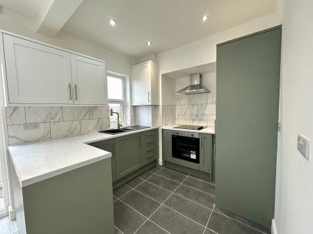 3 bedroom Semi-detached house for sale in Mount Road, Lanesfield, Wolverhampton, WV4