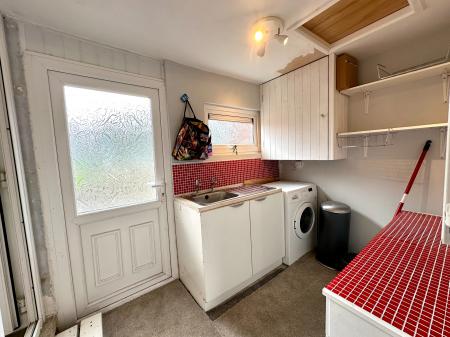 3 bedroom Semi-detached house for sale in Oakfield Road, Codsall, Wolverhampton, WV8