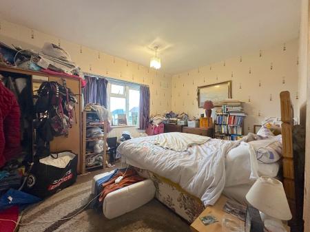 1 bedroom Flat for sale in Ratcliffe Road, Wednesfield, Wolverhampton, WV11