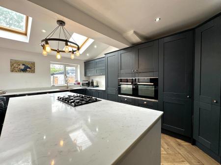 3 bedroom Semi-detached house for sale in Sambrook Road, Wolverhampton, WV10