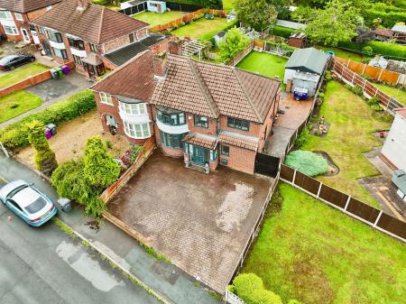 3 bedroom Semi-detached house for sale in Sambrook Road, Wolverhampton, WV10