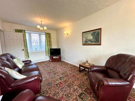 3 bedroom Semi-detached house for sale in Snape Road, Wednesfield, Wolverhampton, WV11