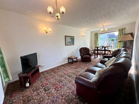 3 bedroom Semi-detached house for sale in Snape Road, Wednesfield, Wolverhampton, WV11