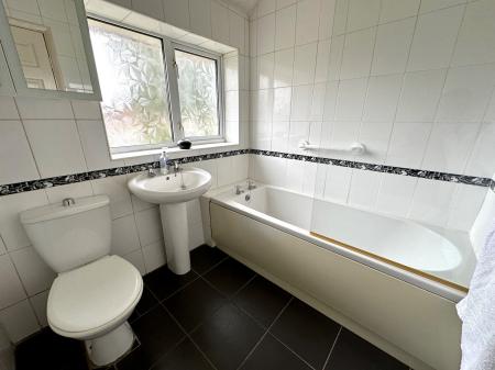 3 bedroom Semi-detached house for sale in Snape Road, Wednesfield, Wolverhampton, WV11