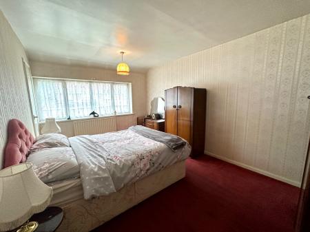 3 bedroom Semi-detached house for sale in Snape Road, Wednesfield, Wolverhampton, WV11