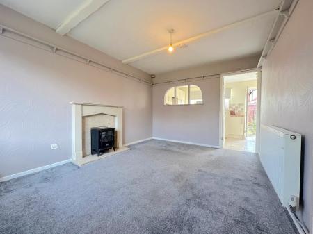 2 bedroom Terraced House for sale in Solent Close, Pendeford, Wolverhampton, WV9